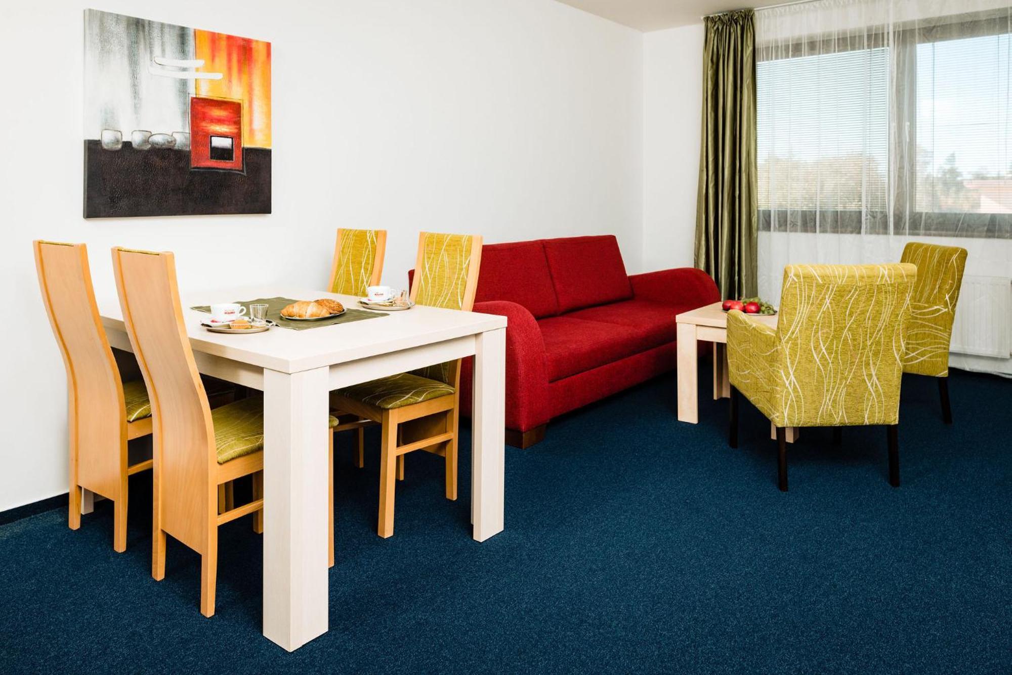 Apartmanovy Dom Familia Smokovec Vysoké Tatry Esterno foto